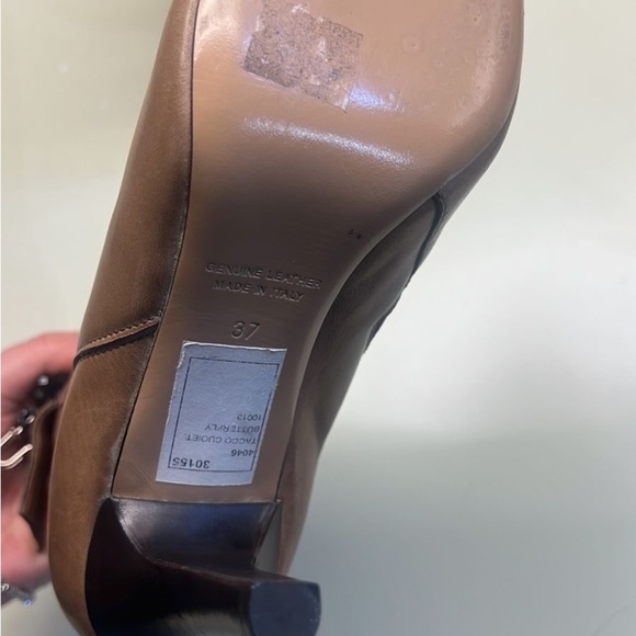 EMMA VIANI MADE IN ITALY LEATHER Tan Heeled Boots with Sleek Silhouette - Picture 2 of 9